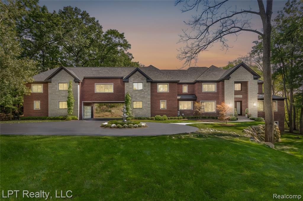 5029 Forest Valley Drive, Clarkston, MI 48348 — Photo 2
