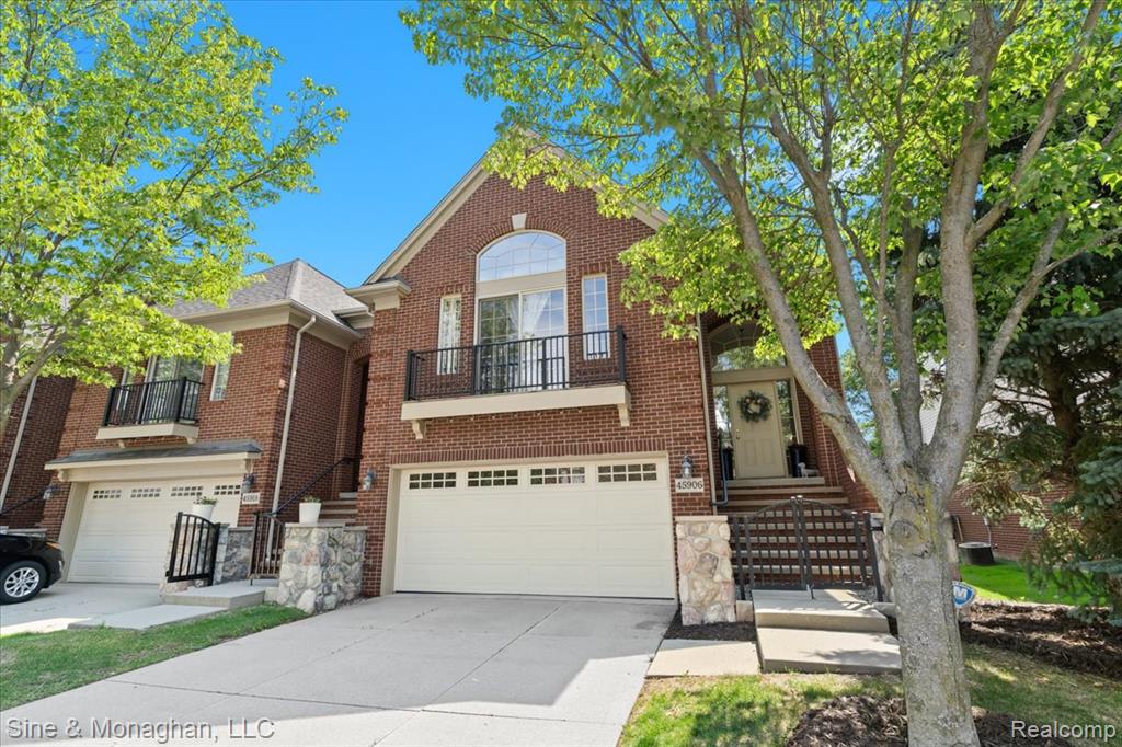 45906 Dutton Drive, Macomb, MI 48044 — Photo 2