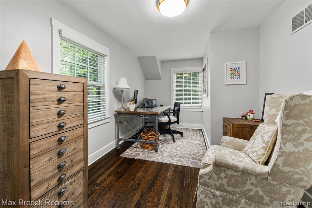 937 Henley Street, Birmingham, MI 48009 — Photo 22