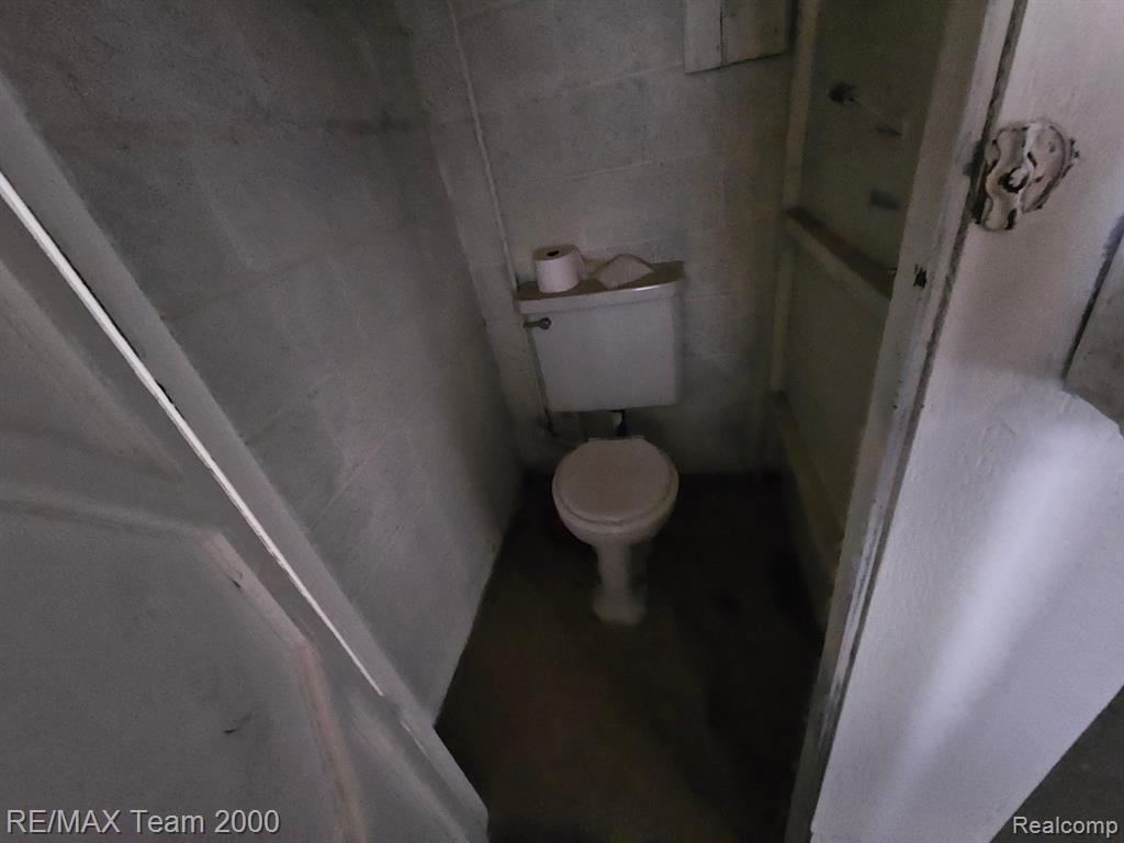 4600 FIRESTONE Street, 12, Dearborn, MI 48126 — Photo 13