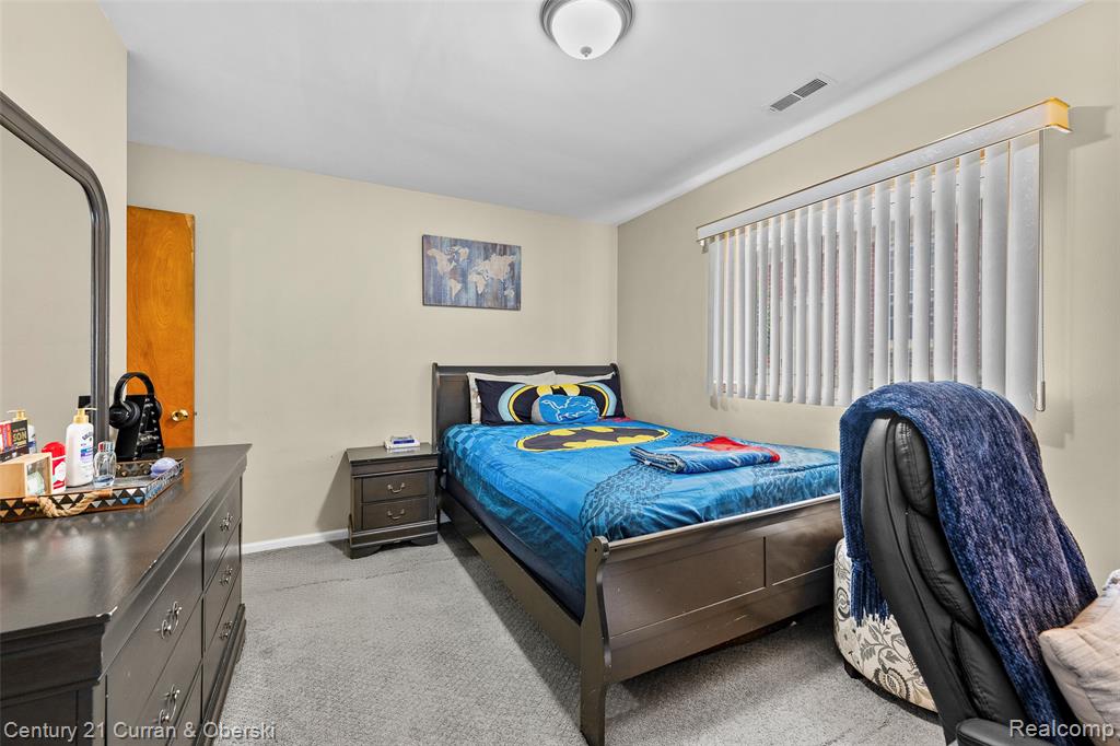 5741 Hubbell Street, Dearborn Heights, MI 48127 — Photo 18