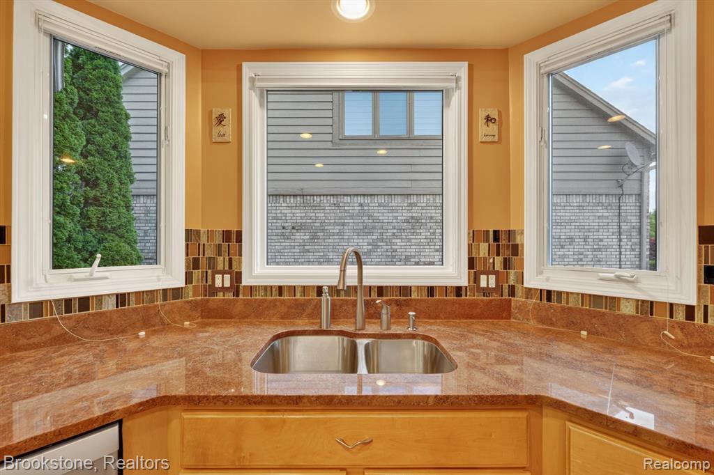 47749 Dennis Baert Drive, Macomb, MI 48044 — Photo 16