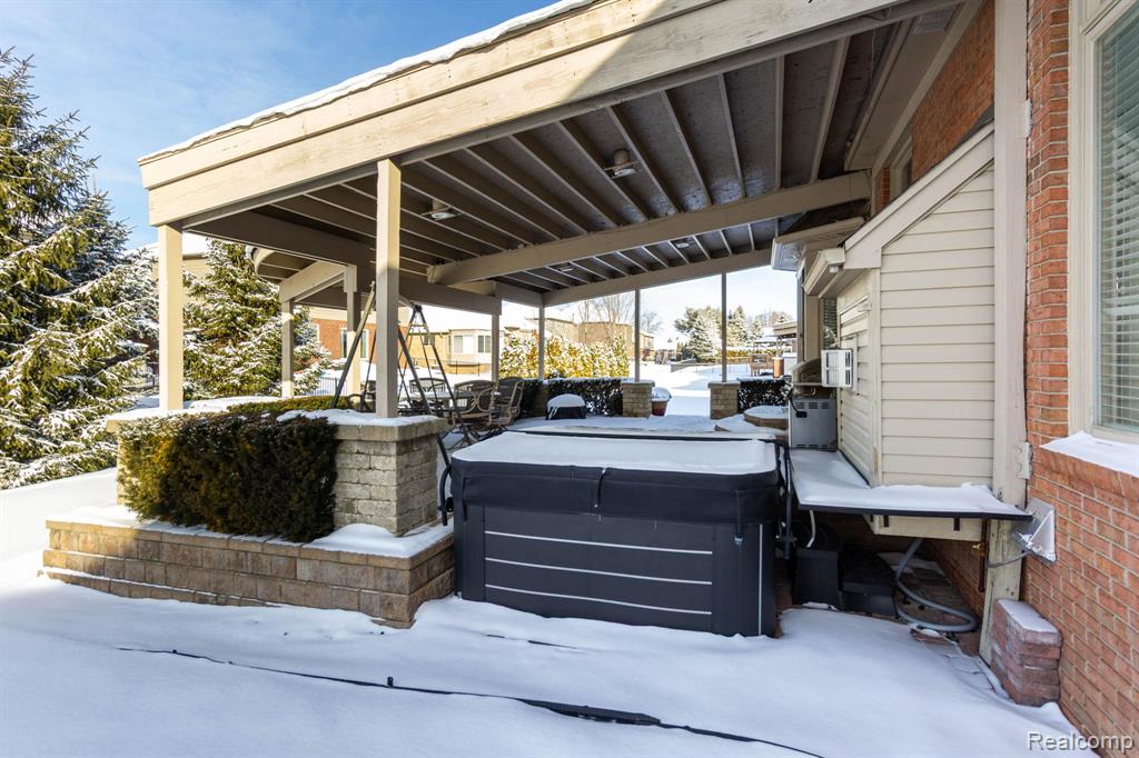 49683 Yale Drive, Macomb, MI 48044 — Photo 52