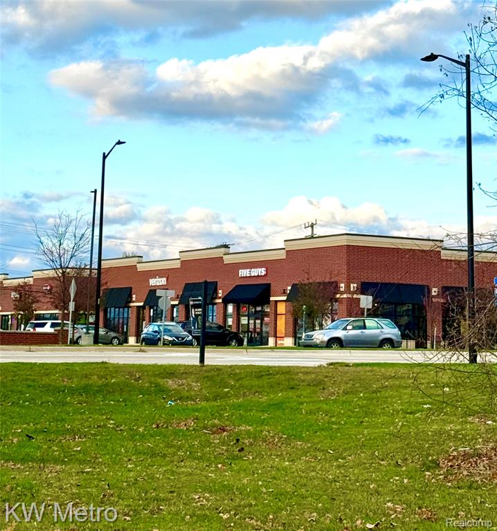 Lot 12,13 Novi Rd, Novi, MI — Photo 3