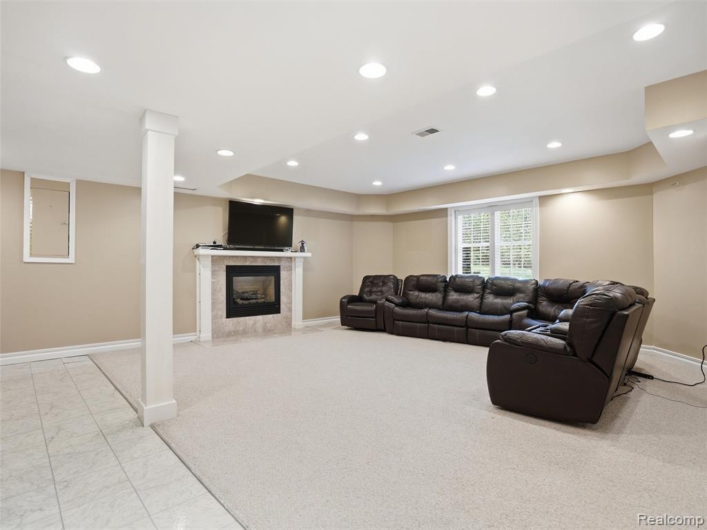 5318 Glenwood Creek, Clarkston, MI 48348 — Photo 45