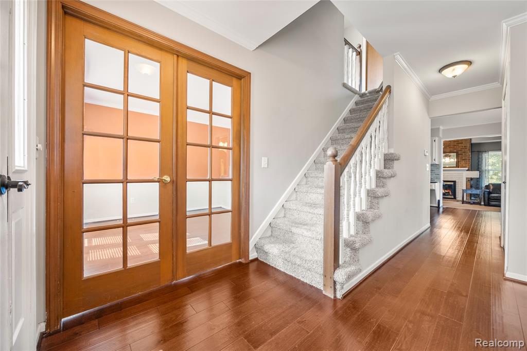 46073 Hollowoode Lane, Macomb, MI 48044 — Photo 5