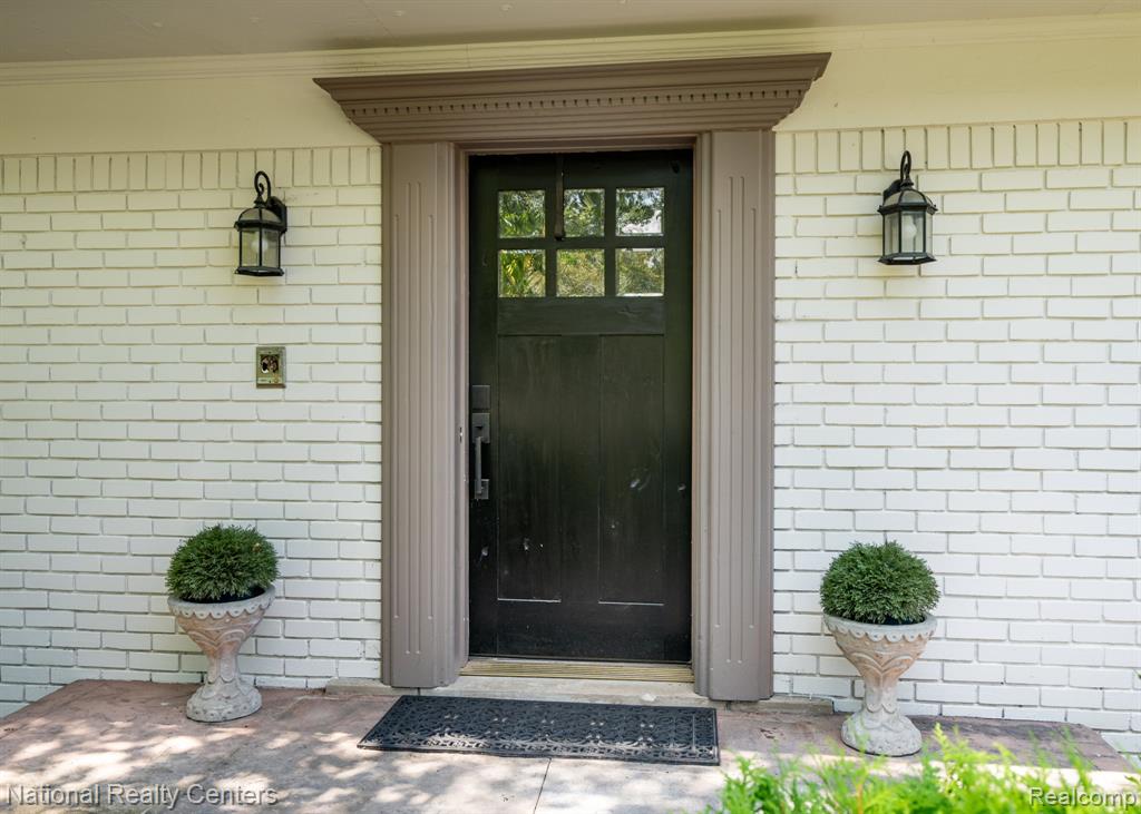 31467 Old Cannon Road, Beverly Hills, MI 48025 — Photo 5