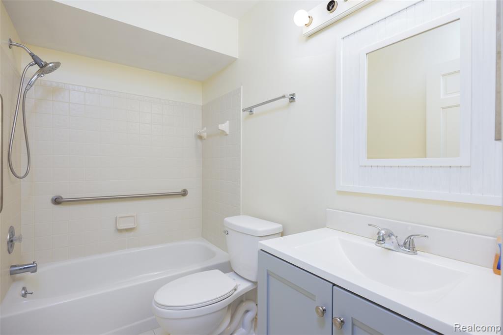 970 Ridge Court, Brighton, MI 48116 — Photo 21