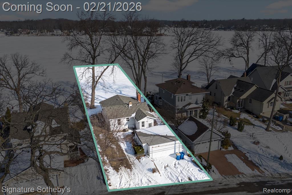6832 Brightwood Court, Waterford, MI 48327 — Photo 2