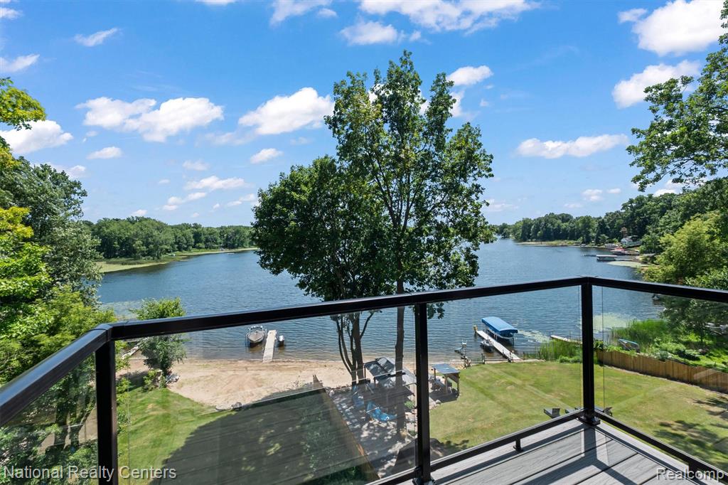 5619 Lakeview Boulevard, Goodrich Vlg, MI — Photo 42