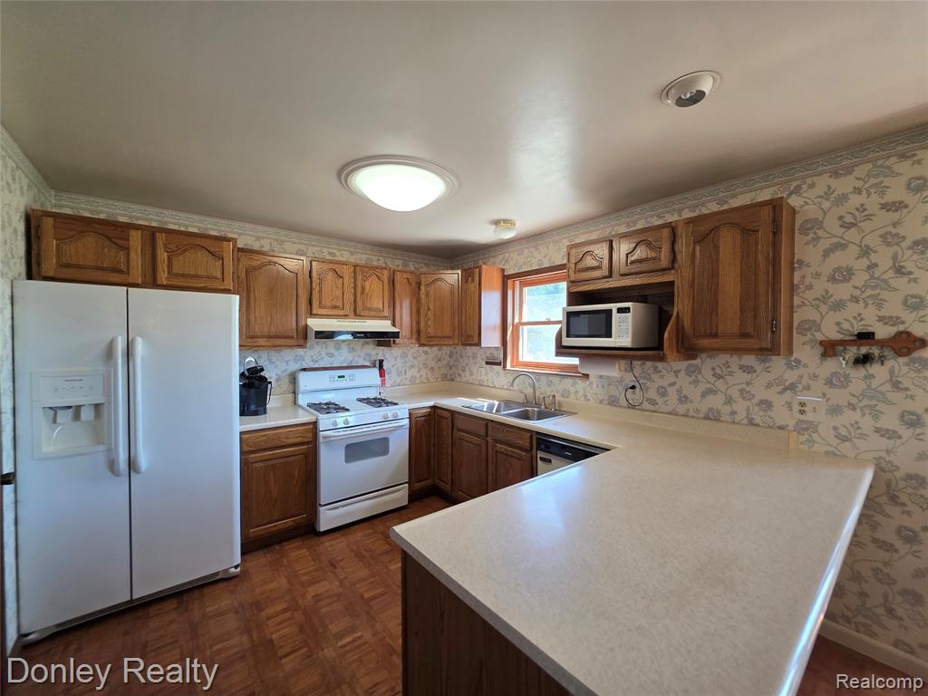 12923 Belle River Road, Riley, MI — Photo 4