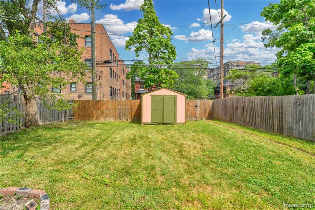 734 Delaware Street, Detroit, MI 48202 — Photo 26