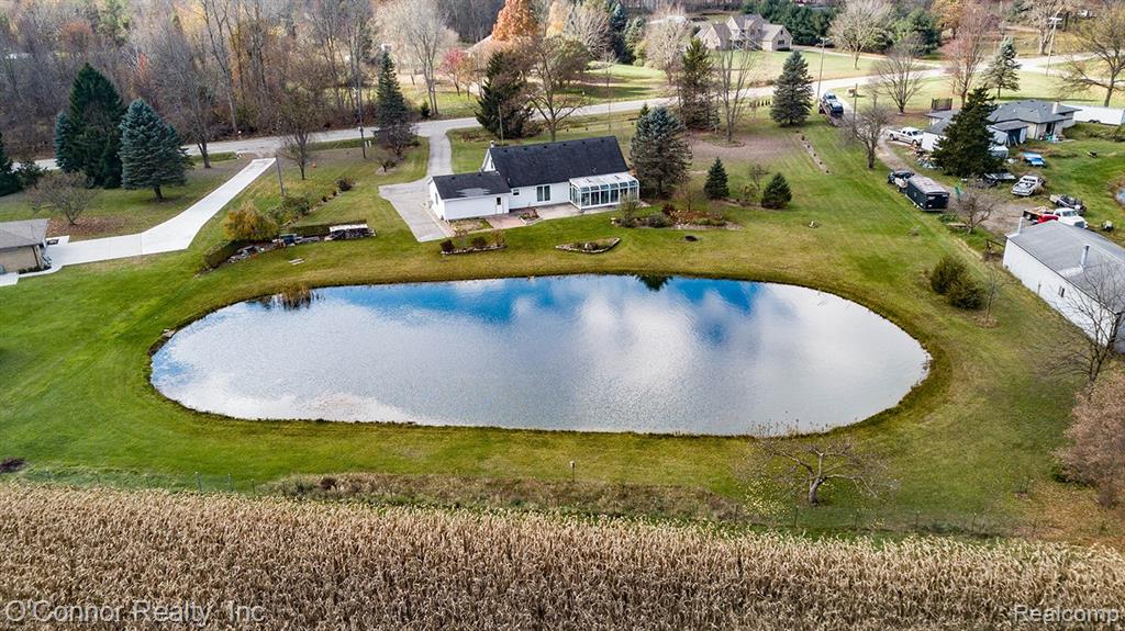1905 BAUMAN Road, Columbus, MI — Photo 2