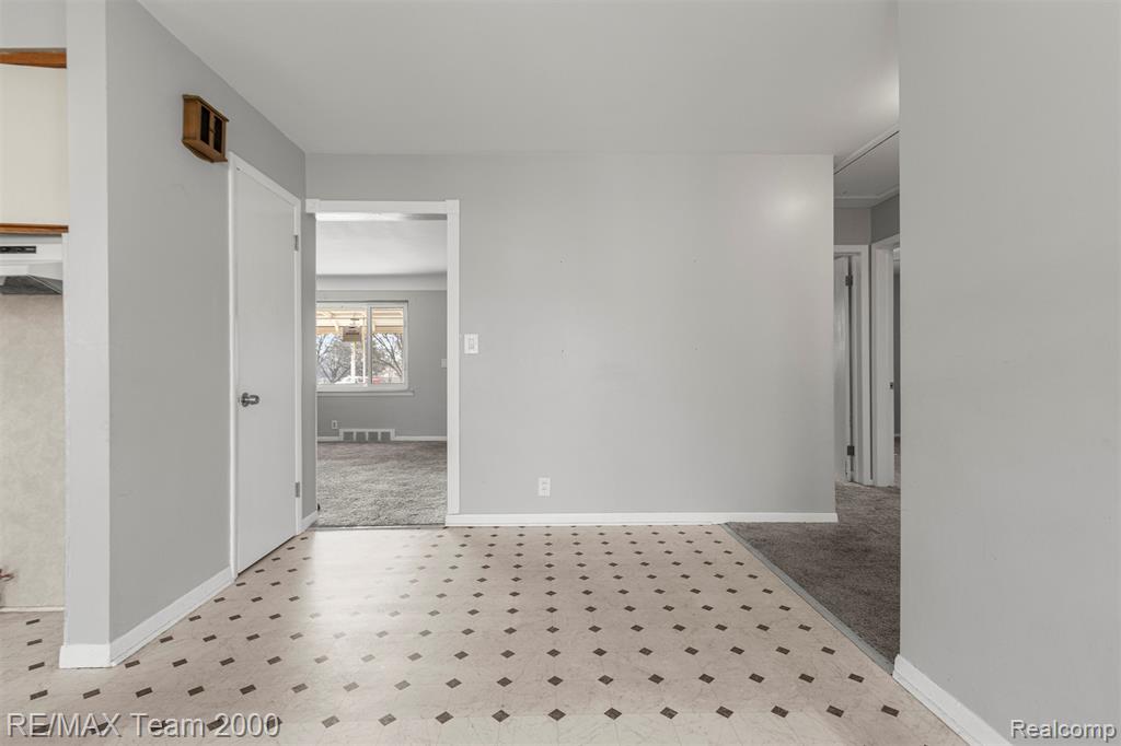 19431 STEPHENS, Eastpointe, MI 48021 — Photo 22