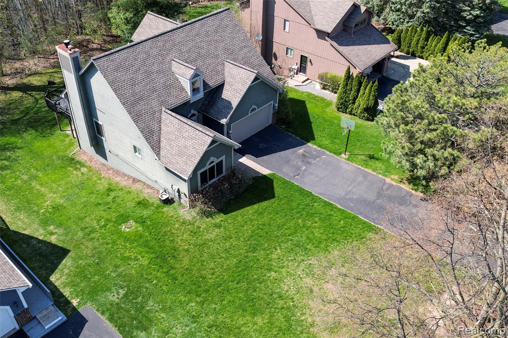 461 Alexander Drive, Commerce Twp, MI 48390 — Photo 53
