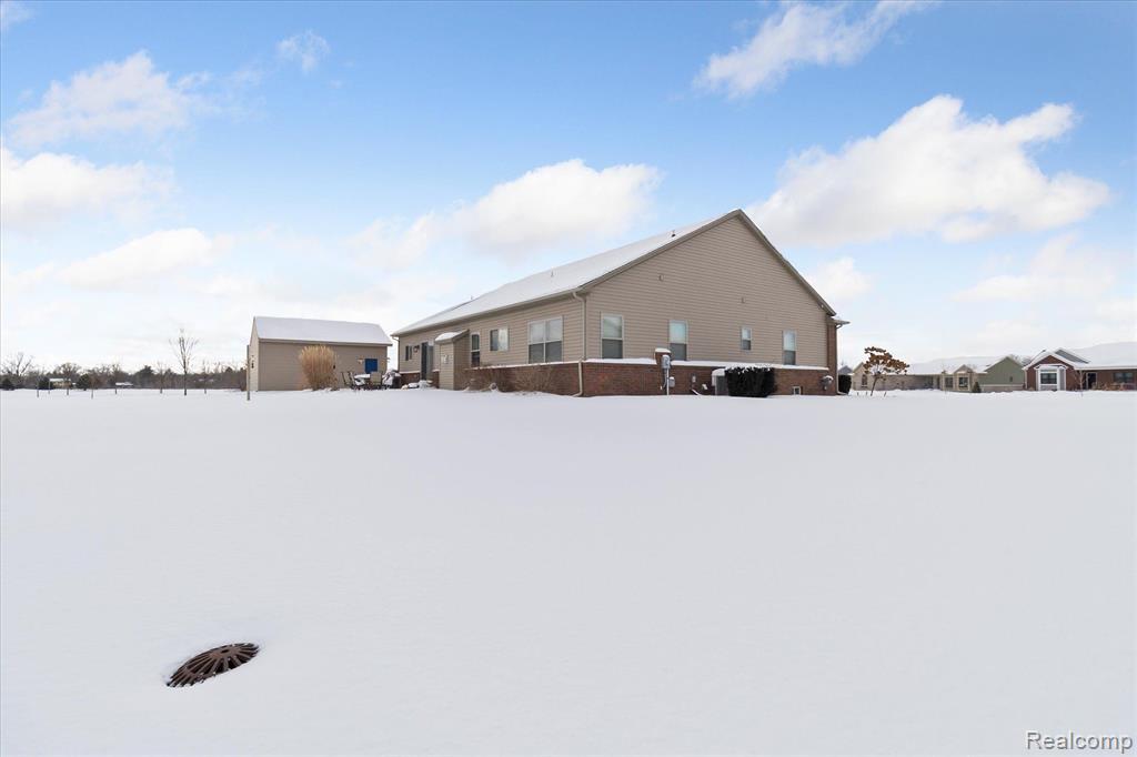 5760 JADA Drive, Highland, MI 48356 — Photo 37