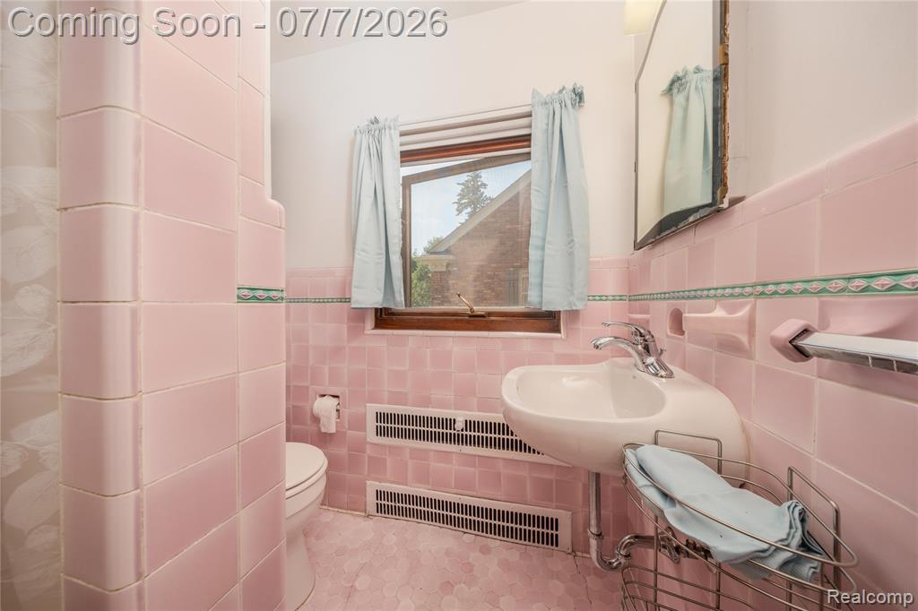 16580 Westmoreland Road, Detroit, MI 48219 — Photo 16