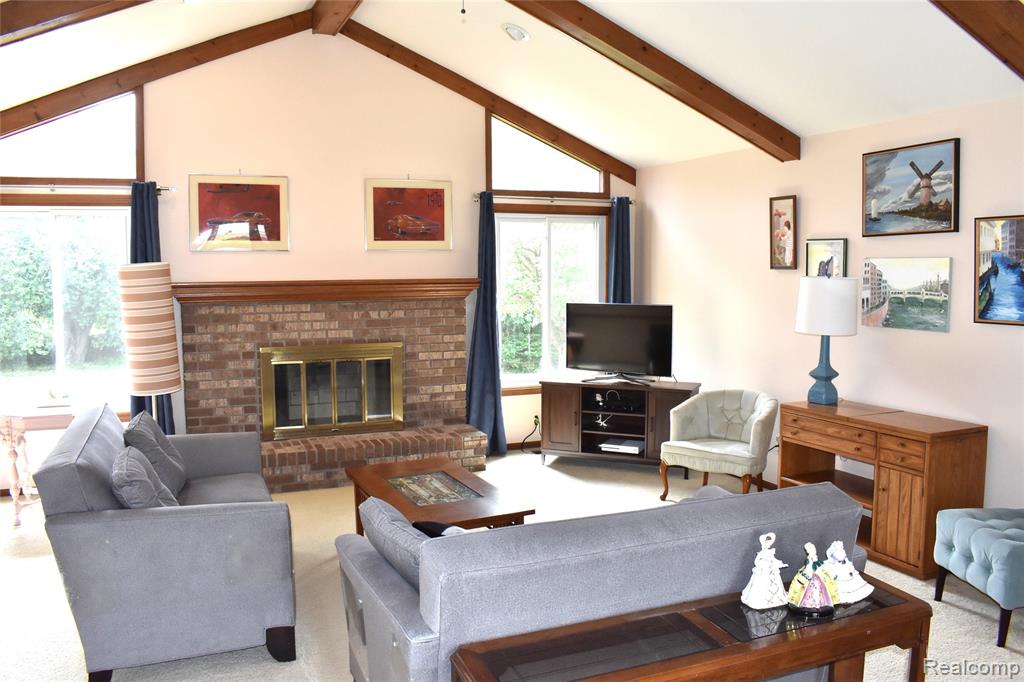 16318 White Haven Drive, Northville, MI 48168 — Photo 8