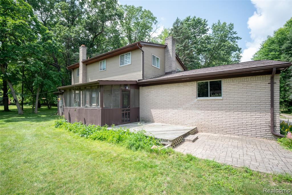 560 Coats Road, Lake Orion, MI 48362 — Photo 6