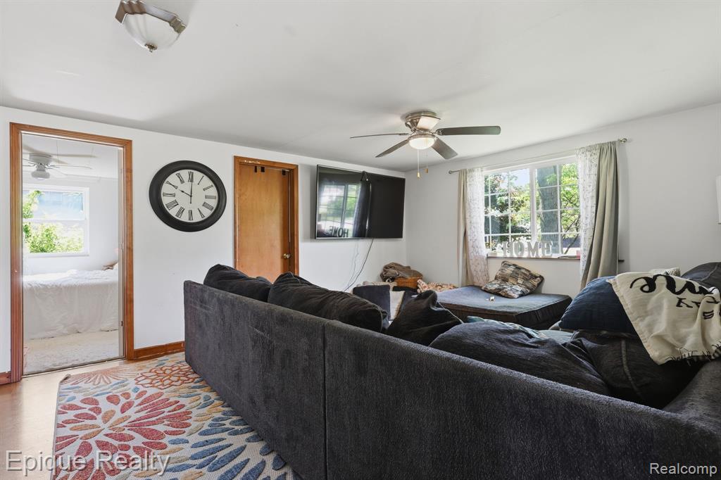 3652 Norman Road, Fort Gratiot, MI 48059 — Photo 13