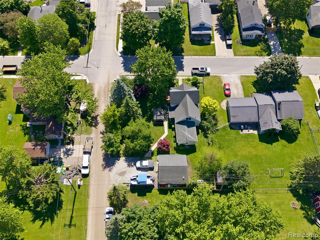 806 S 10th Street, St. Clair, MI 48079 — Photo 57