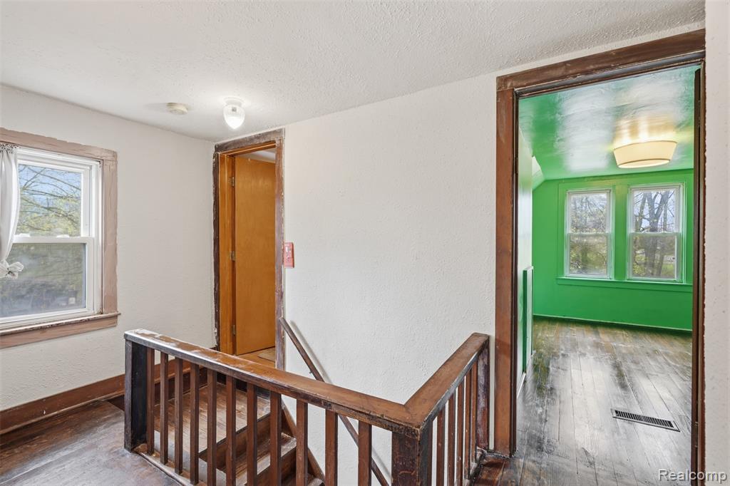 37493 Wabash Street, Romulus, MI 48174 — Photo 17