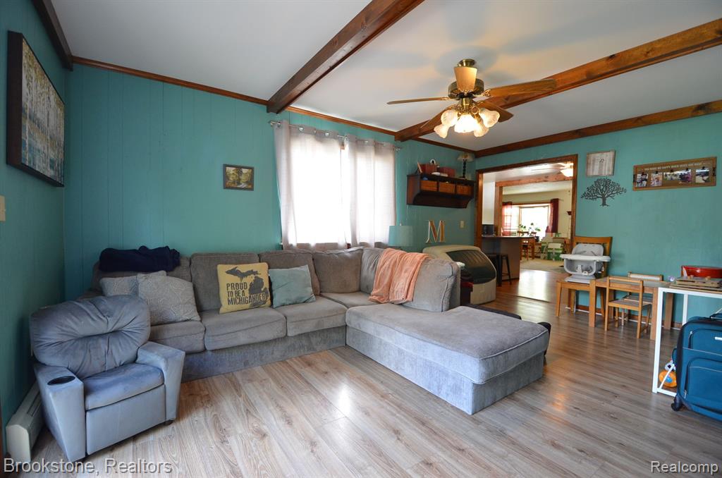 10083 HEGEL Road, Goodrich Vlg, MI — Photo 12