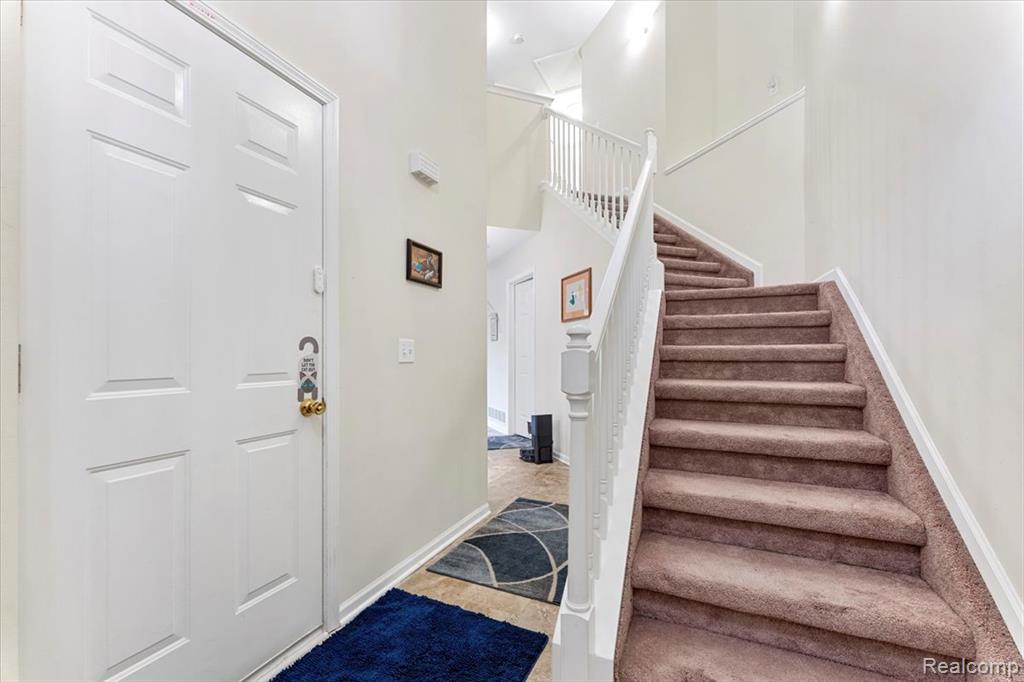 5457 Greenway Drive, Trenton, MI 48183 — Photo 2