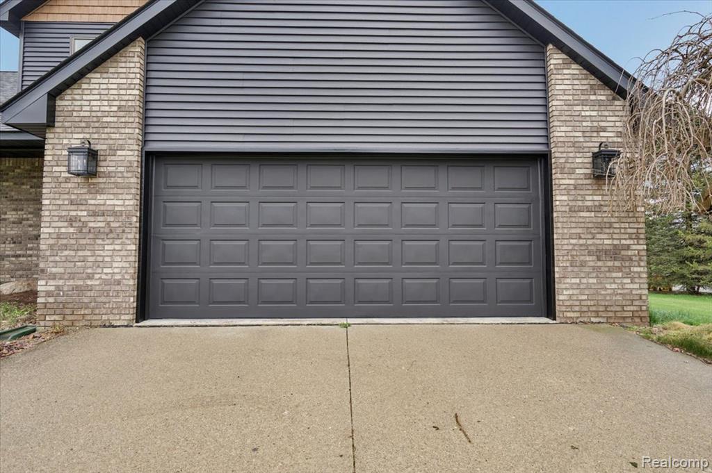 7341 Wood Pointe Drive, Almont, MI 48003 — Photo 38