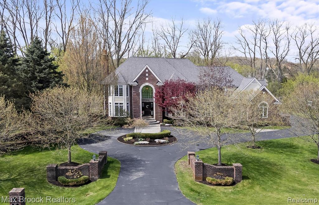 398 Shrewsbury Drive, Clarkston, MI 48348 — Photo 3