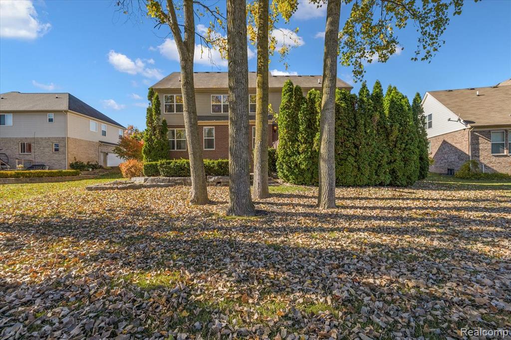 42512 Beechwood Drive, Sterling Heights, MI 48314 — Photo 7