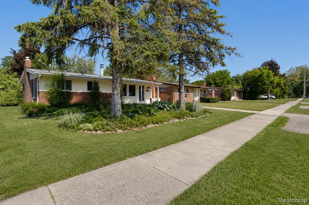 9101 Merriman Road, Livonia, MI 48150 — Photo 2