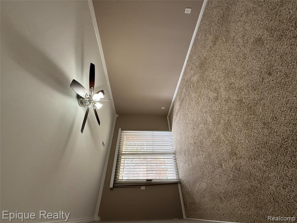 56487 Scotland Boulevard, Utica, MI 48316 — Photo 10