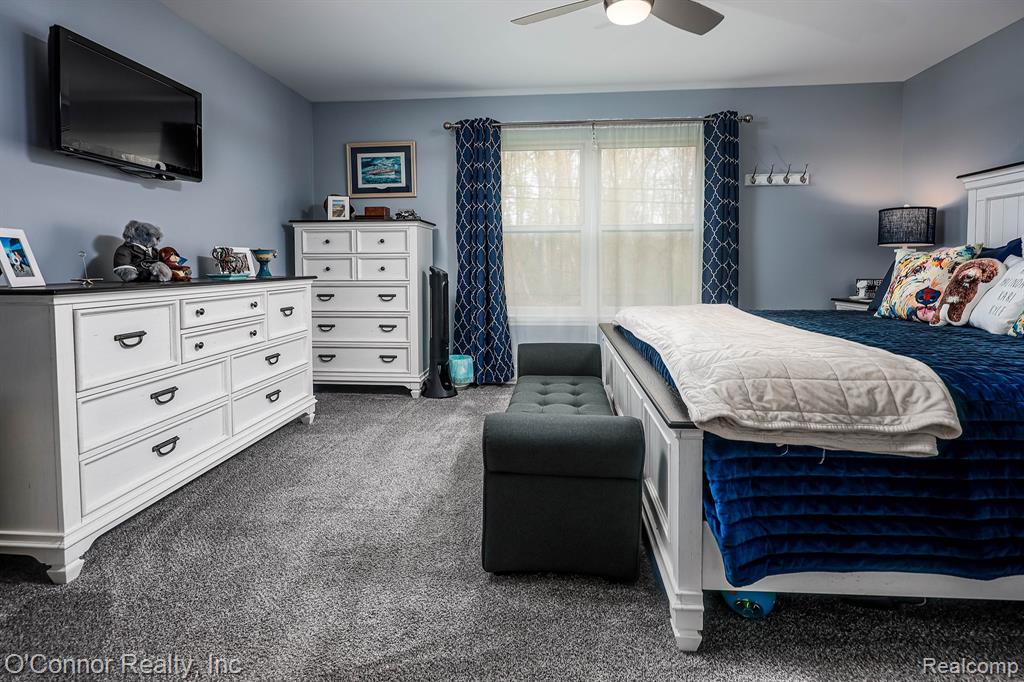 1521 Georgia Avenue, Marysville, MI 48040 — Photo 11