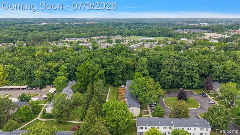 930 Little Hill Court, Rochester Hills, MI 48307 — Photo 16