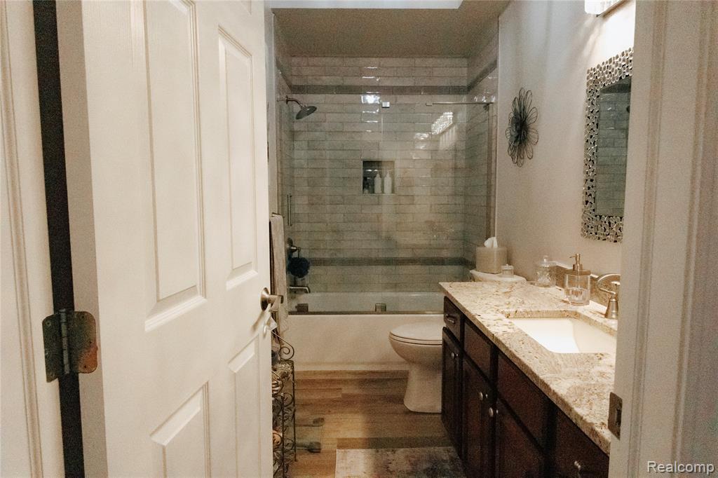 23342 Redman Court, Trenton, MI 48183 — Photo 21
