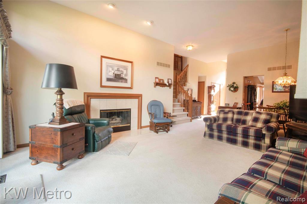42664 Jason Court, 88, Sterling Heights, MI 48313 — Photo 6