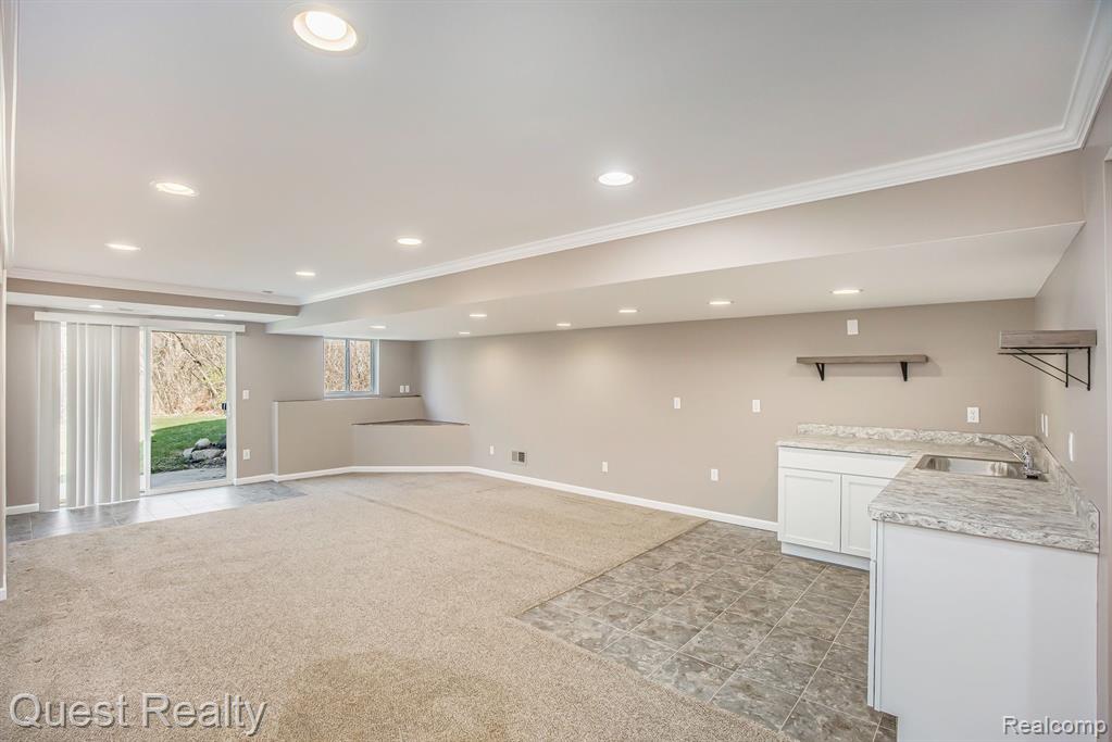 4655 CHRISTOPHER PINES Drive, Clarkston, MI — Photo 16