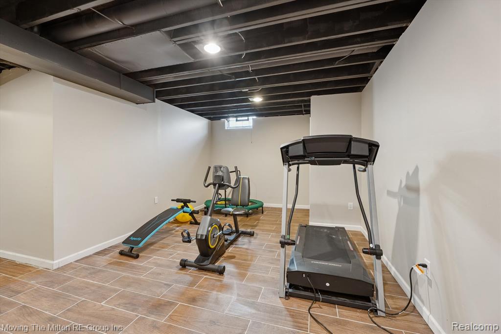 8171 St Johns Drive, Westland, MI — Photo 40