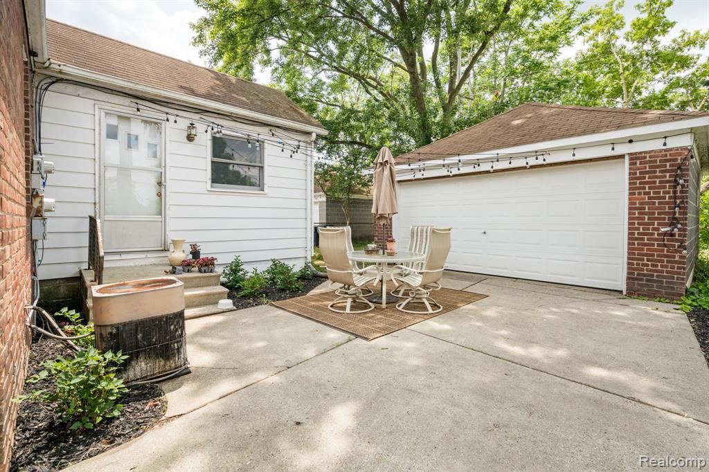 632 S Edison Avenue, Royal Oak, MI 48067 — Photo 23