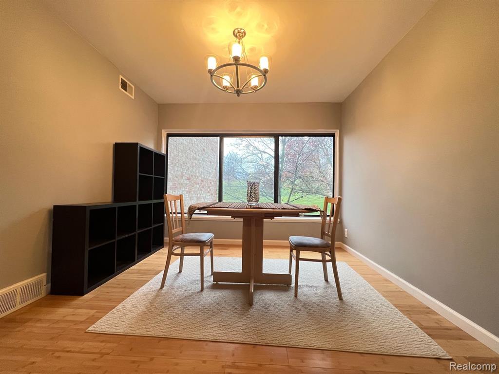 2152 PAULINE Boulevard, Ann Arbor, MI 48103 — Photo 13