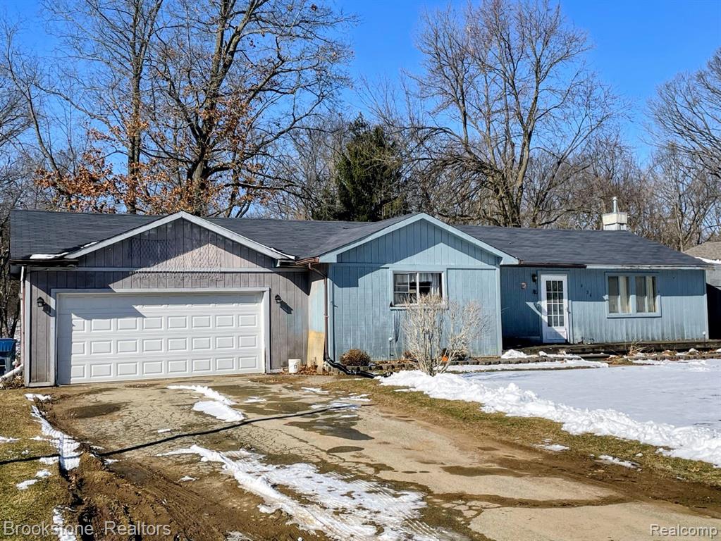 4354 Grass Lake Road, White Lake, MI 48383 — Photo 3