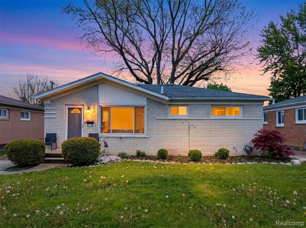 534 Henry Ruff Road, Garden City, MI — front exterior