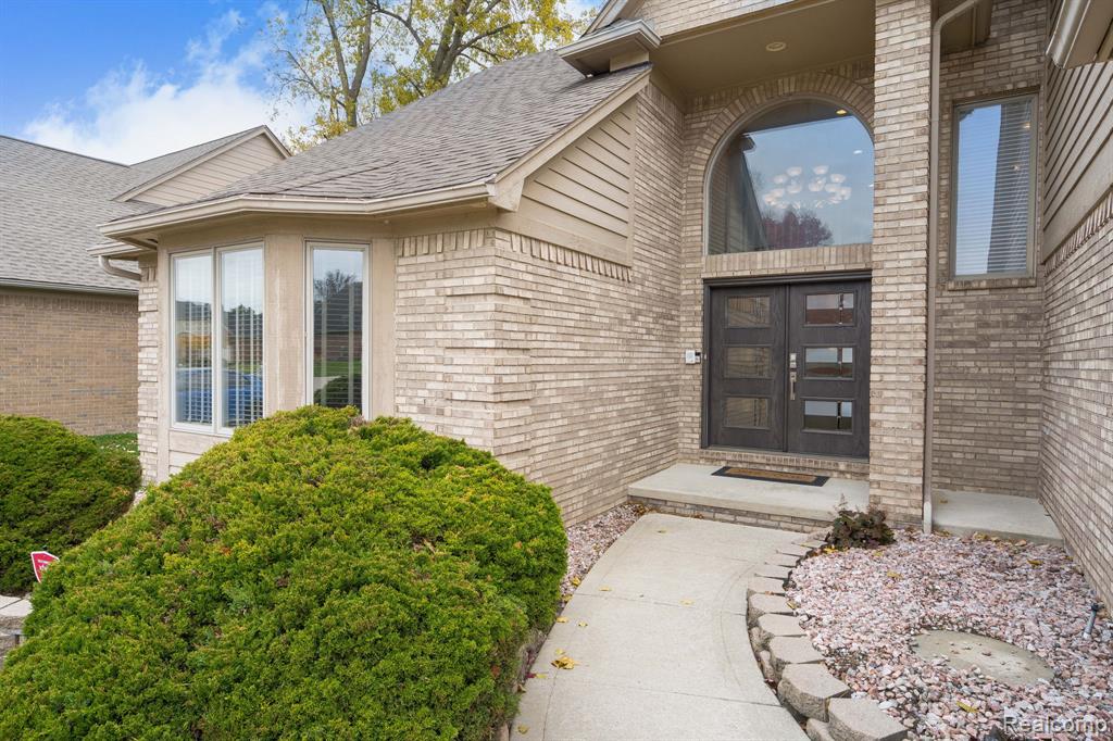 54678 Cabrillo Drive, Macomb, MI 48042 — Photo 2