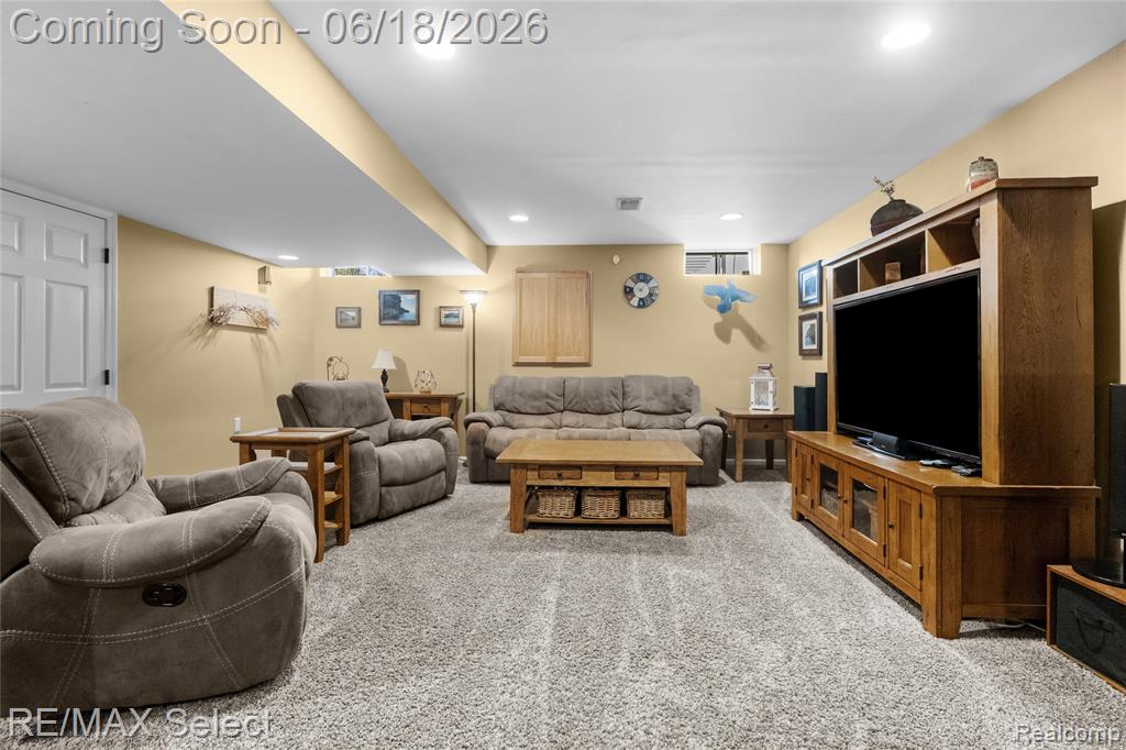 4135 Maplewood Meadows Avenue, Grand Blanc, MI 48439 — Photo 36