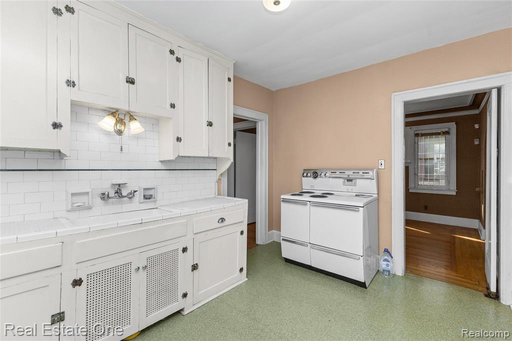 4205 Haverhill Street, Detroit, MI 48224 — Photo 57