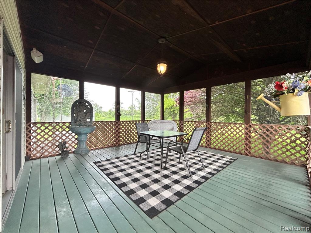 6577 N LAPEER Road, Fostoria, MI 48435 — Photo 30