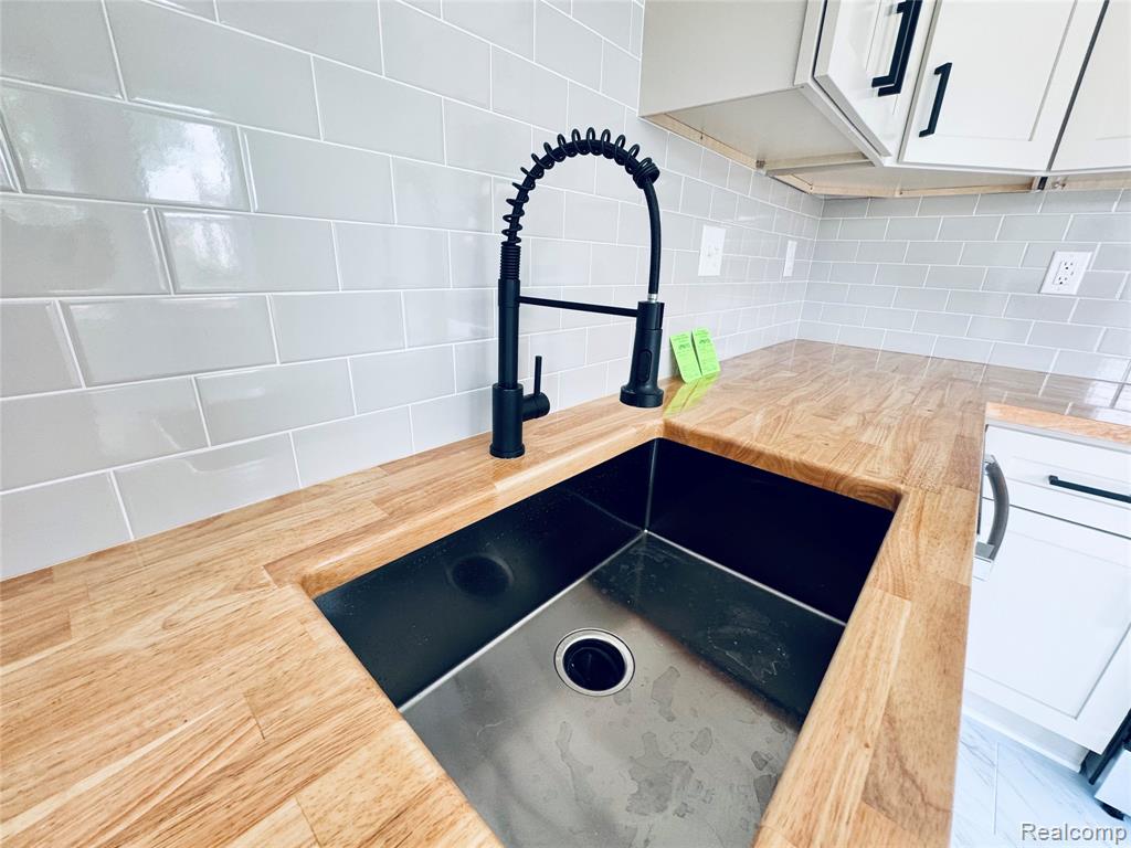 12796 Pullman Street, Southgate, MI 48195 — Photo 9