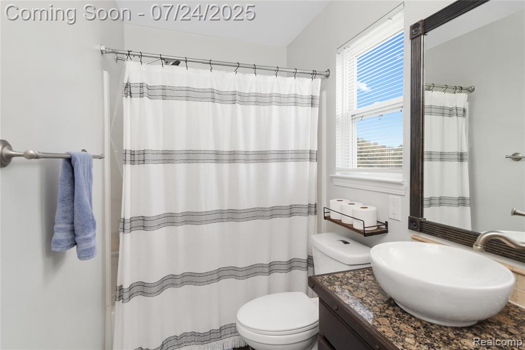 1725 Bridgewater Drive, Ypsilanti, MI 48198 — Photo 17