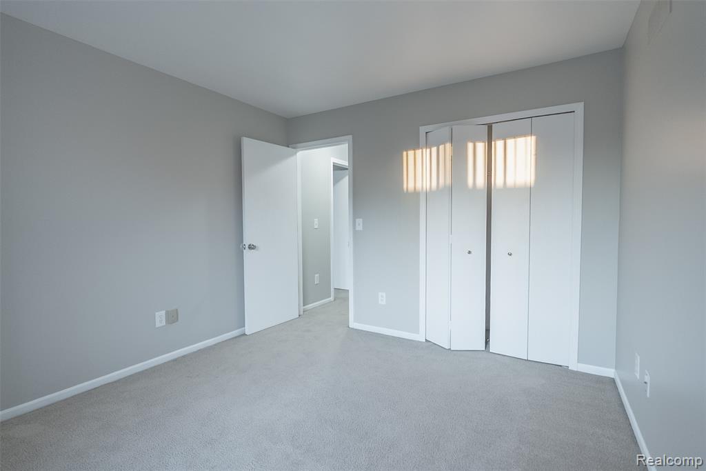 44613 New Hampshire Drive, Clinton Twp, MI 48038 — Photo 27